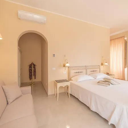 Casa Adele מלון טאורמינה