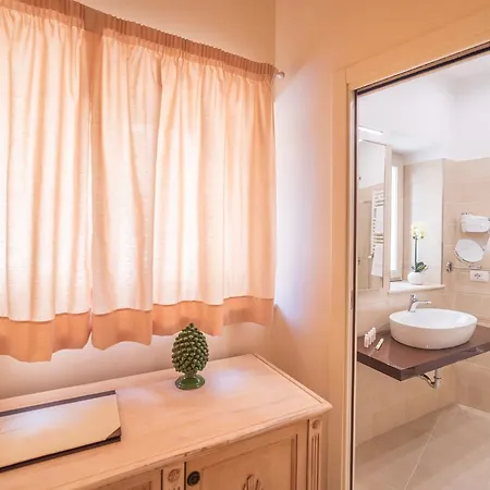 Hotel Casa Adele 3*
